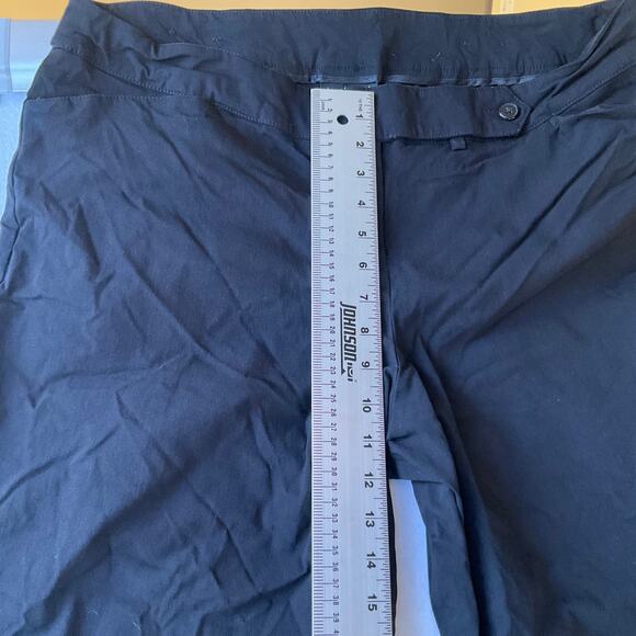 Lane Bryant Women Straight Leg Cropped Pants size 18 Petite, Black - Picture 9 of 10